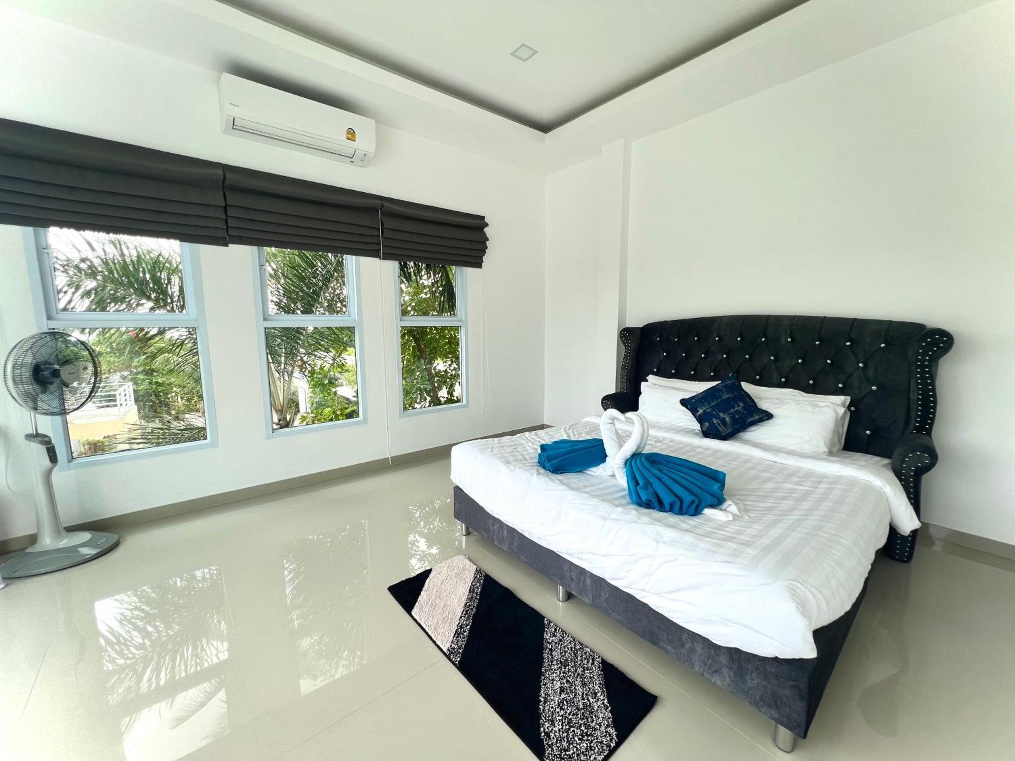 The Blue Villa